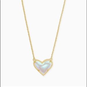 Kendra Scott Ari Heart Necklace: Dichroic glass